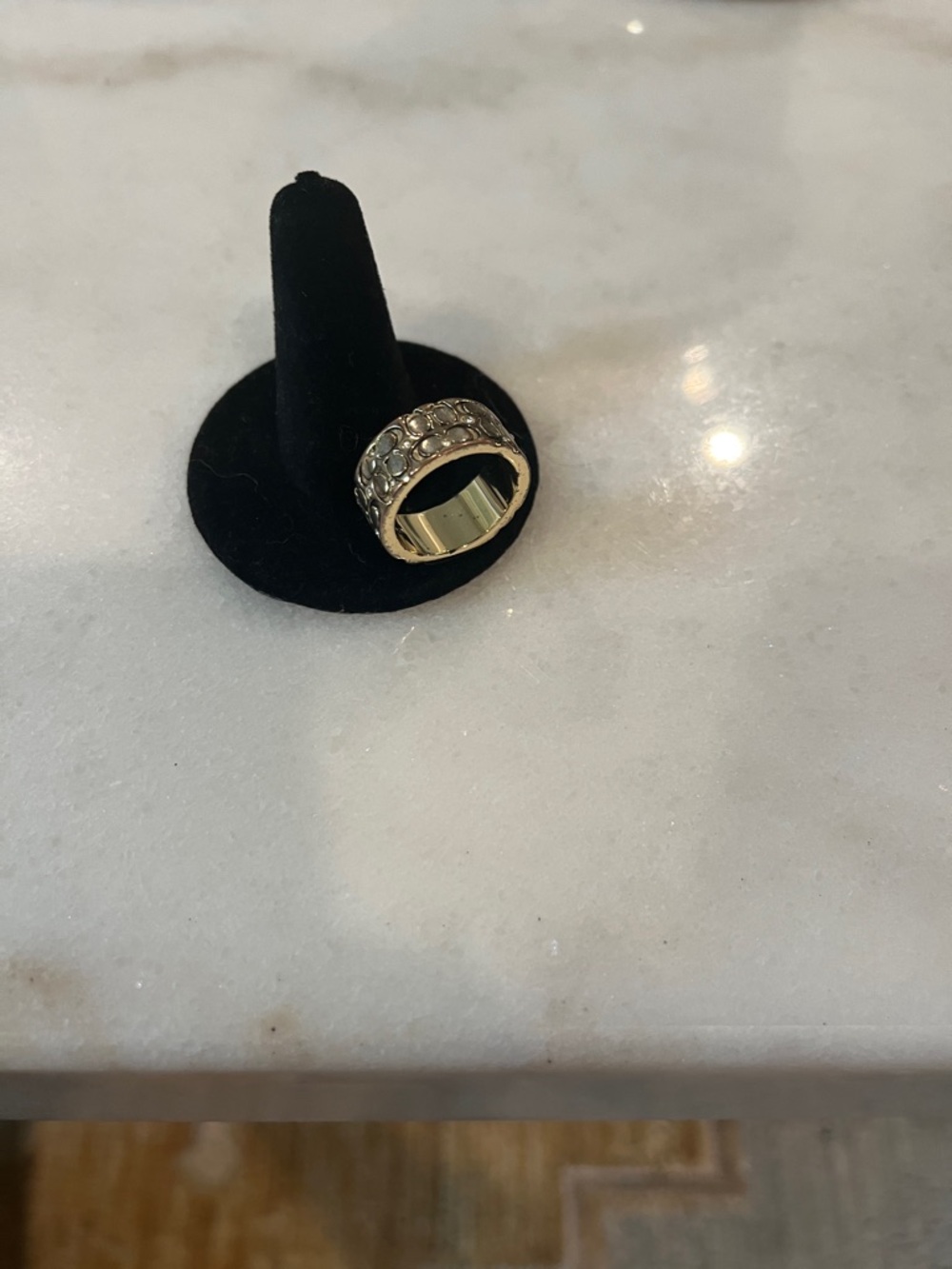 Coach Silver Signature 'C' Pattern Band Ring, Brand New - Picture 4 of 6